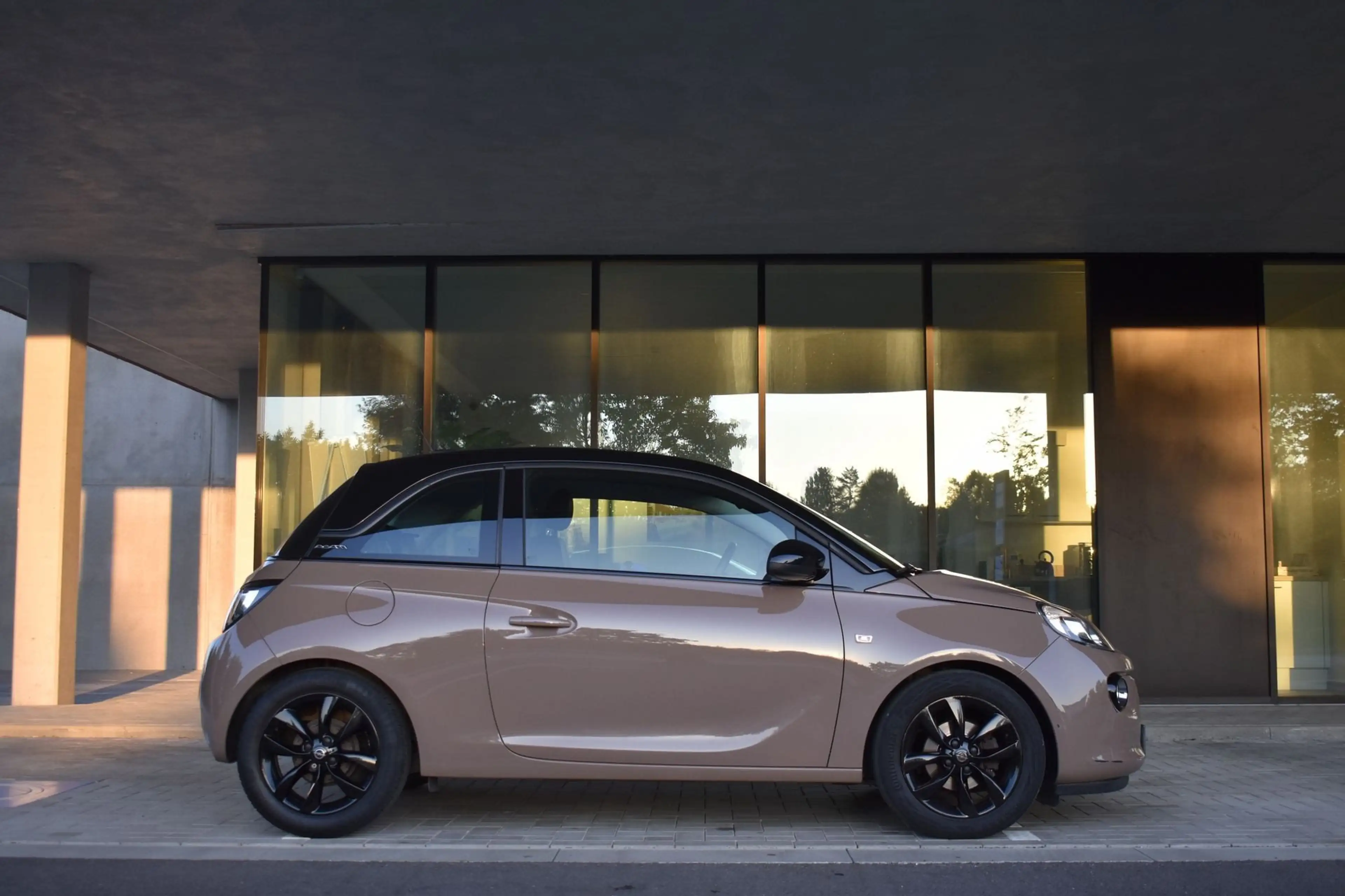 Opel Adam 1.2 JAM *Navigatie*CarPlay*Parkeersensoren*CruiseControl — photo 5