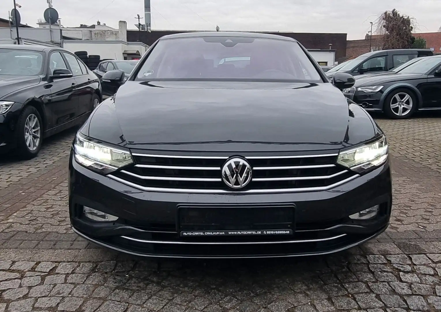 Volkswagen Passat Lim. Business-ABSTAND.TEMP-KAMERA-42TKM- Grau - 2