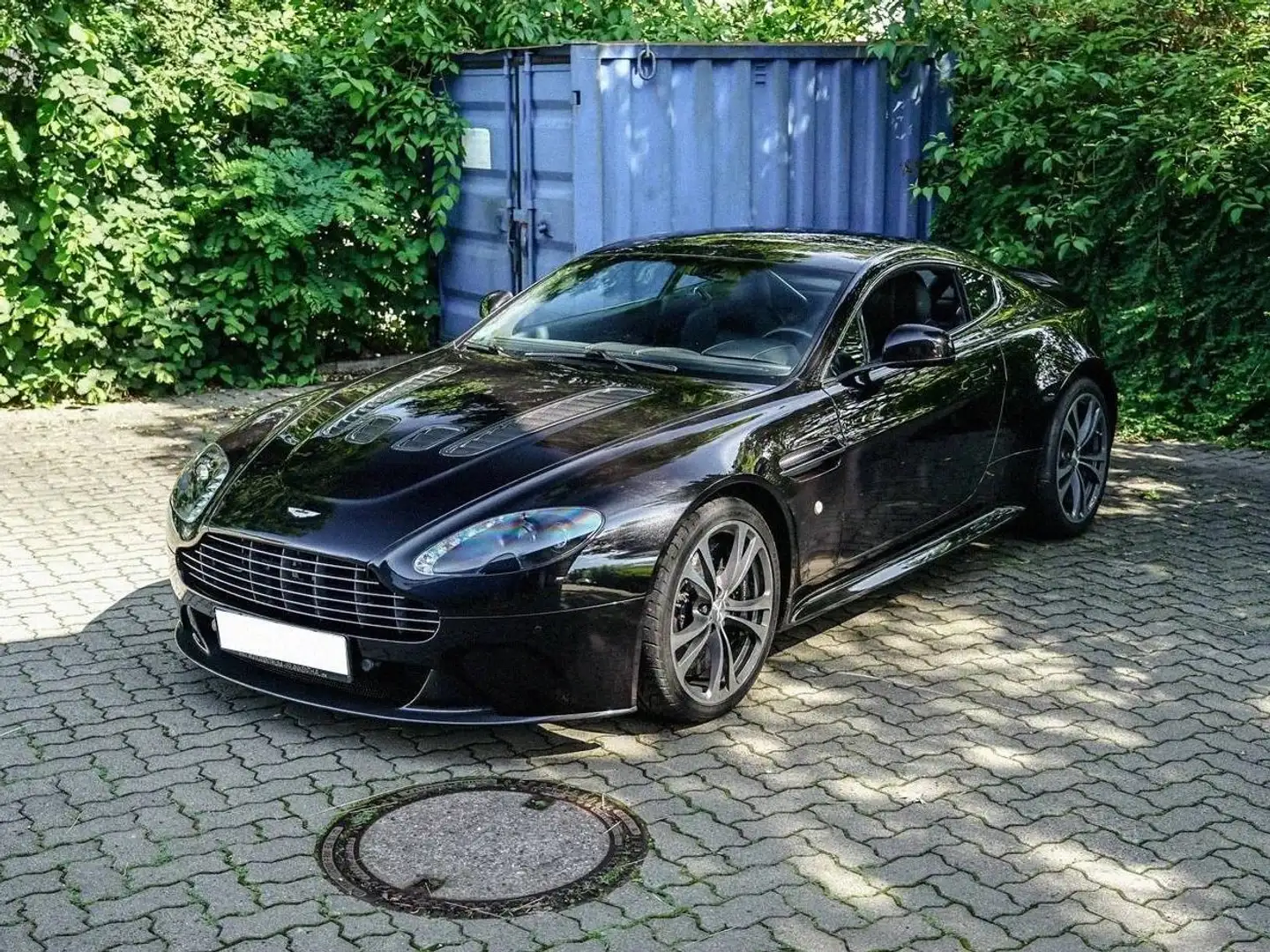 Aston Martin Vantage V12 Vantage Negro - 1