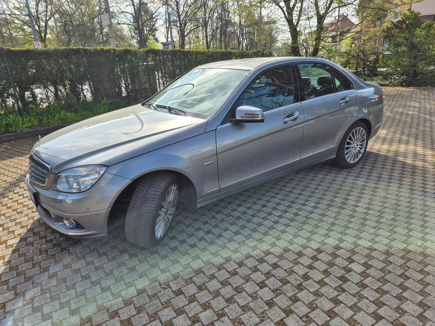 Mercedes-Benz C 230 C 230 7G-TRONIC Elegance Silber - 1