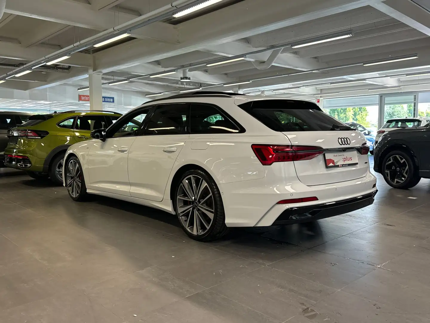 Audi A6 Avant 55 TFSI e 367pk quattro S edition Trekhaak / Wit - 2