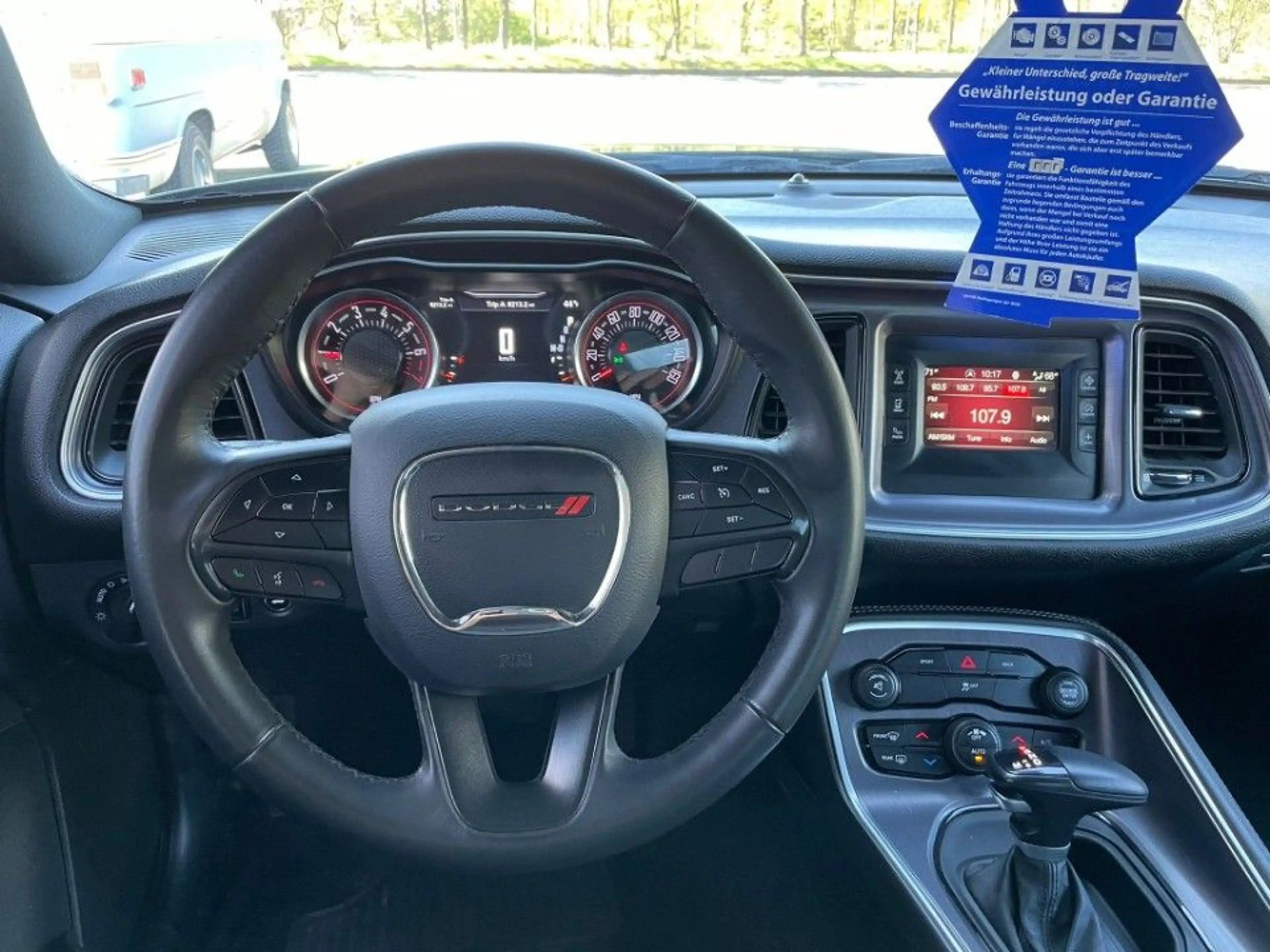 Dodge Challenger 3.6 SXT V6 2017 aus USA importiert — photo 5