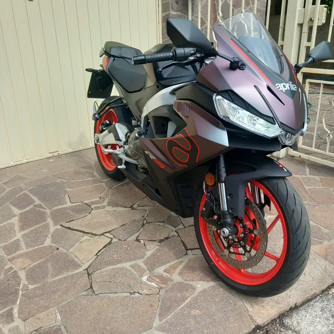 Aprilia RS 457 Prismatick dark con cambio quickshifter Negru - 1