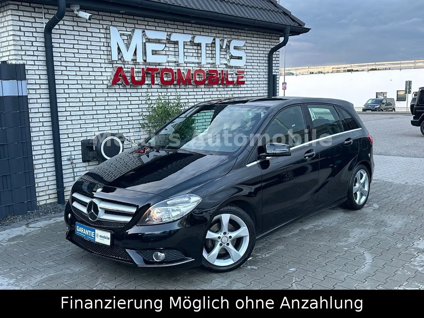 Mercedes-Benz B 180 *Sportpaket*Leder*Navi*17-Zoll*Top Noir - 1