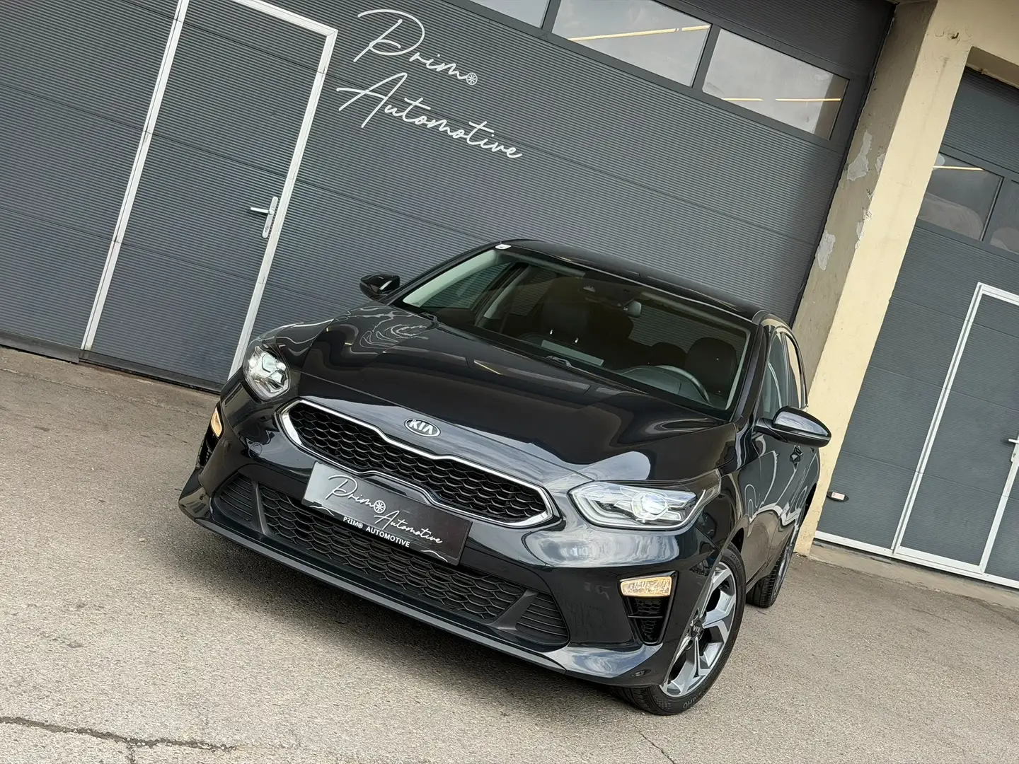 Kia Ceed / cee'd 1,4 TGDI DCT Aut. GT-Line* Keyless* ab € 129,- Schwarz - 1