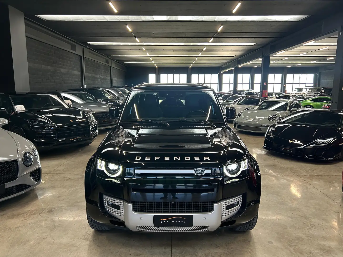 Land Rover Defender 110 3.0D 250CV X-DYNAMIC HSE - Manutenzioni UFF. Negro - 2