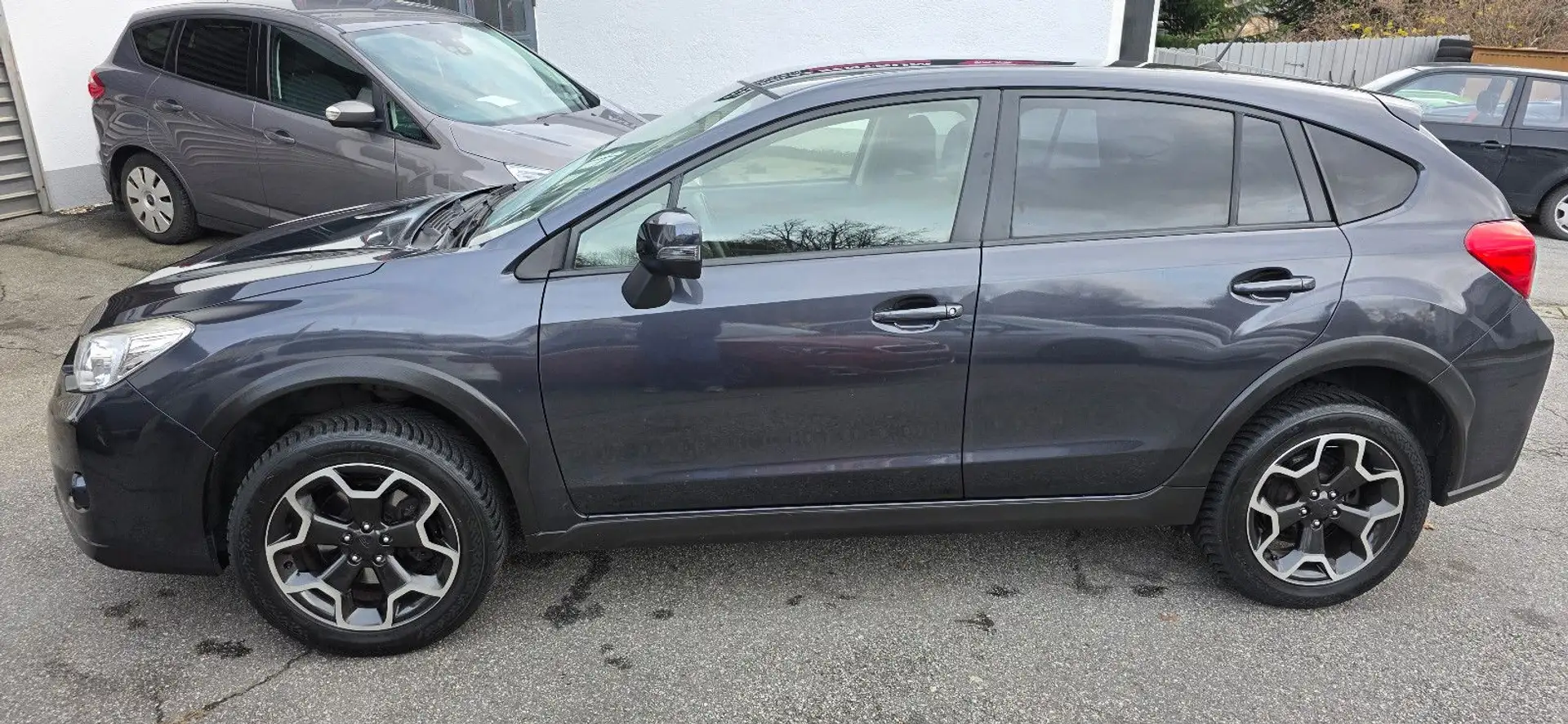 Subaru XV Comfort, 1. Hd. 4x4, AHK, Garantie !! Gris - 2