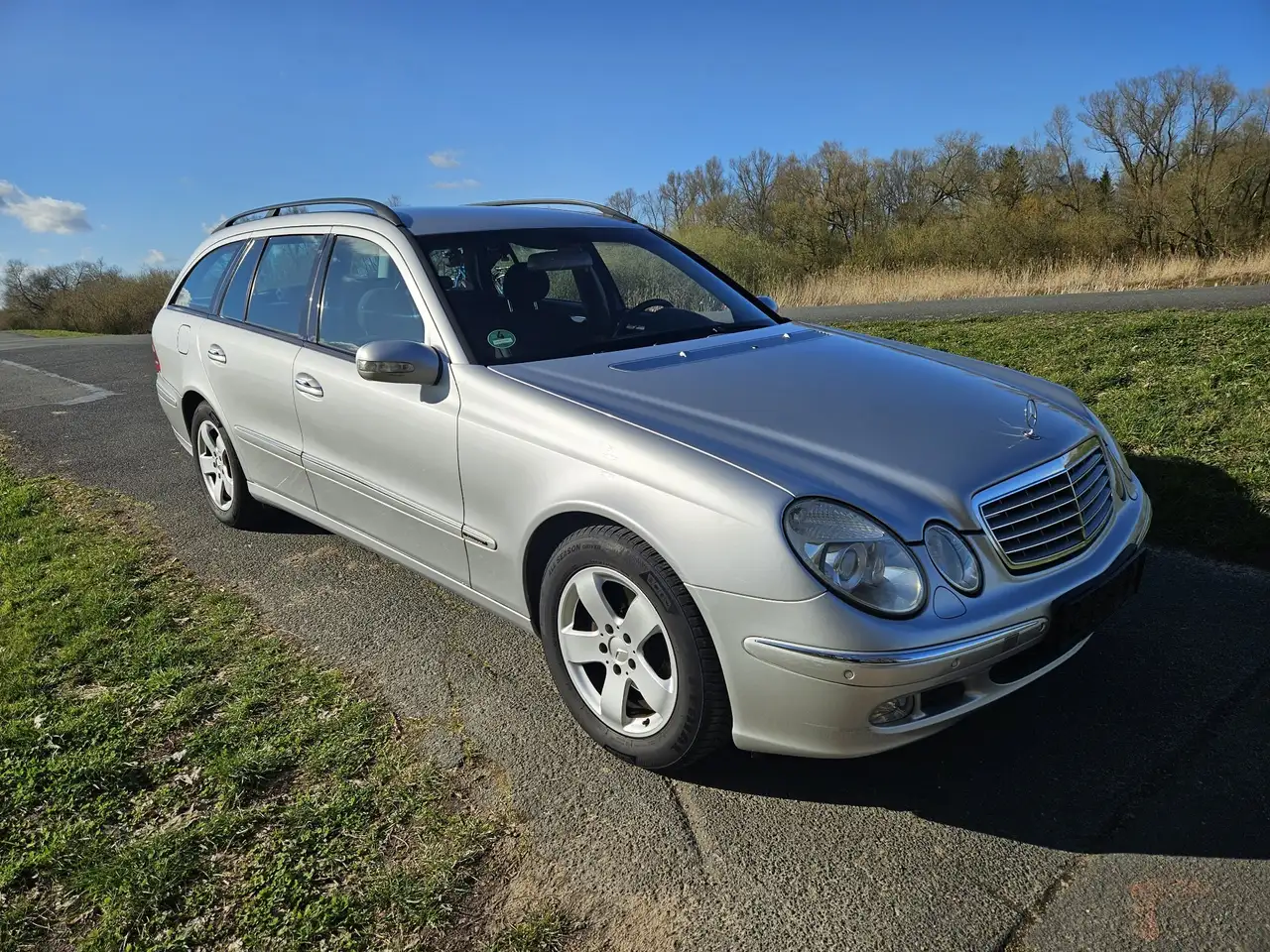 Mercedes-Benz E 240