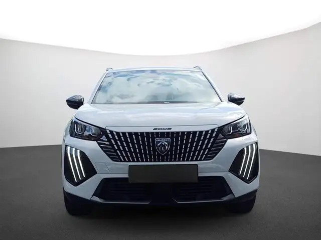 Peugeot 2008 view 2