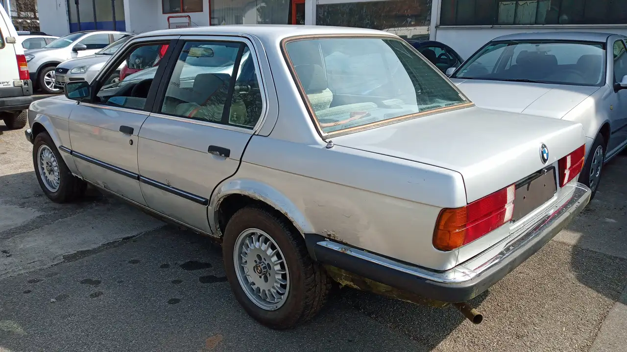 BMW 316, foto 2