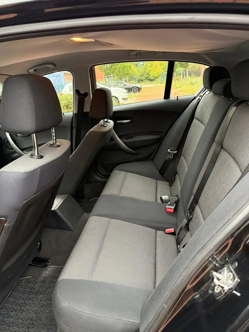 BMW 120 120i - 2