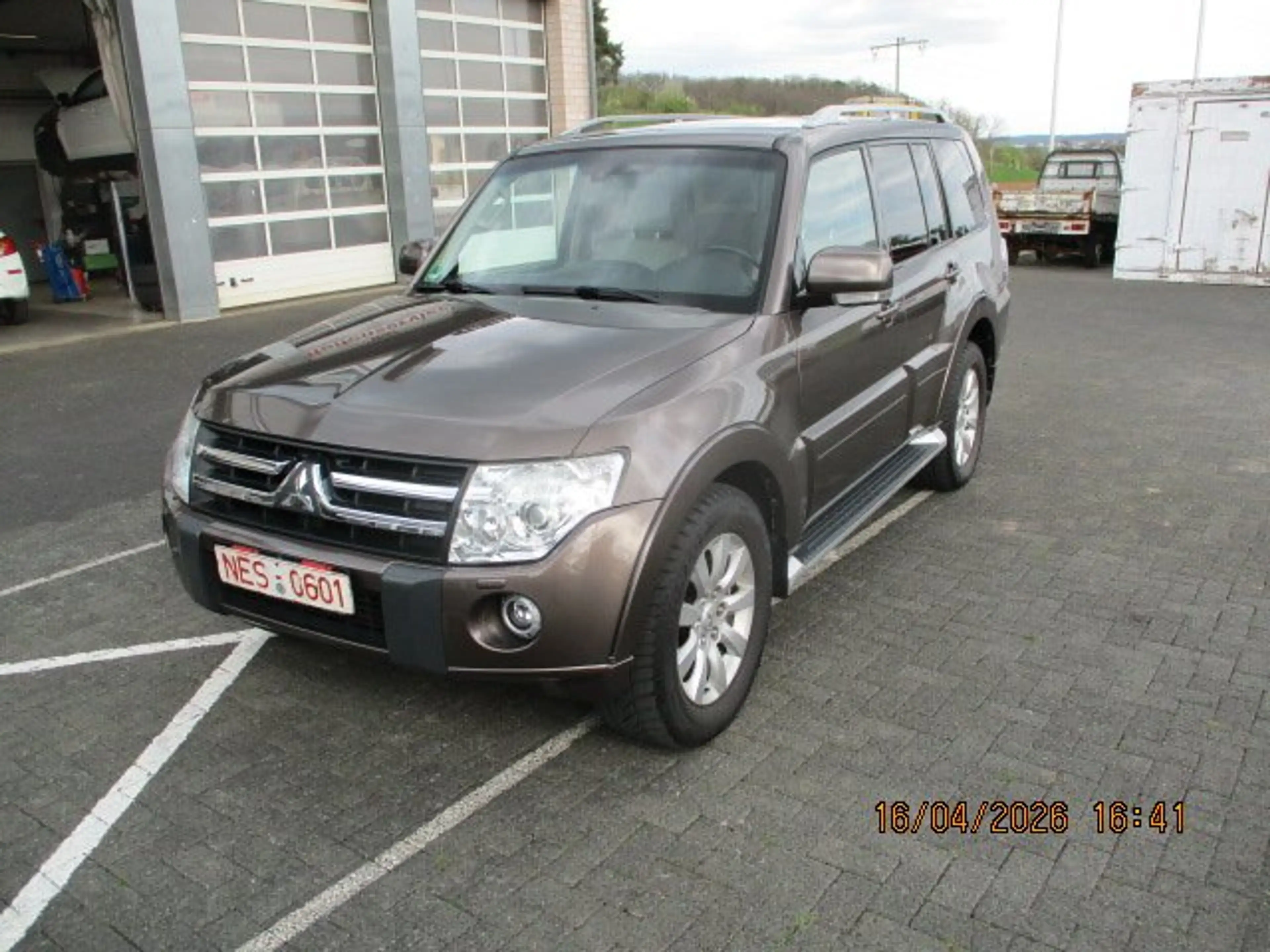 Mitsubishi Pajero Pajero Diesel 5-Tür 3.2 DI-D Automatik Instyle
