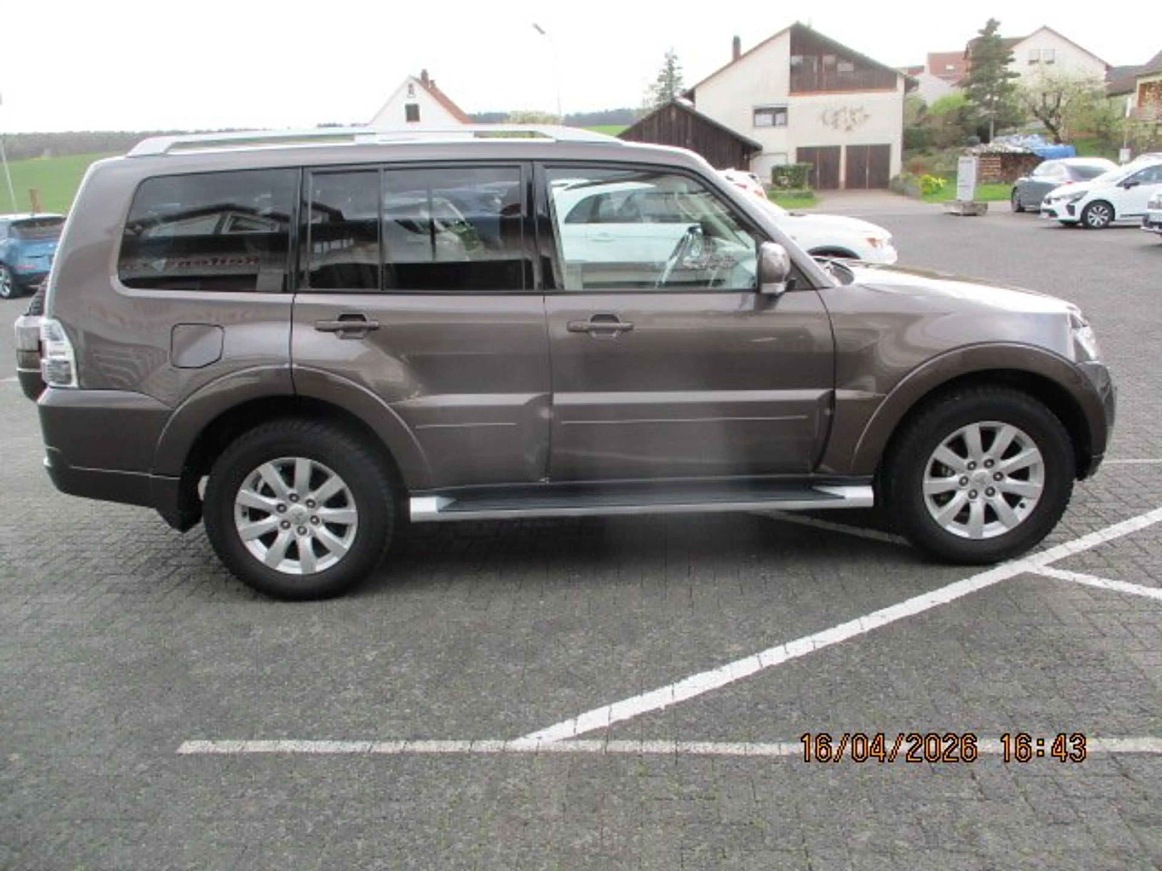 Mitsubishi Pajero Pajero Diesel  5-Tür 3.2 DI-D Automatik Instyle — photo 9