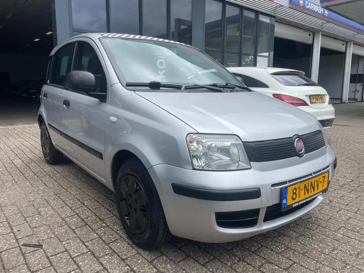 Fiat Panda 1.2 Celebration 86000 km Grijs - 2