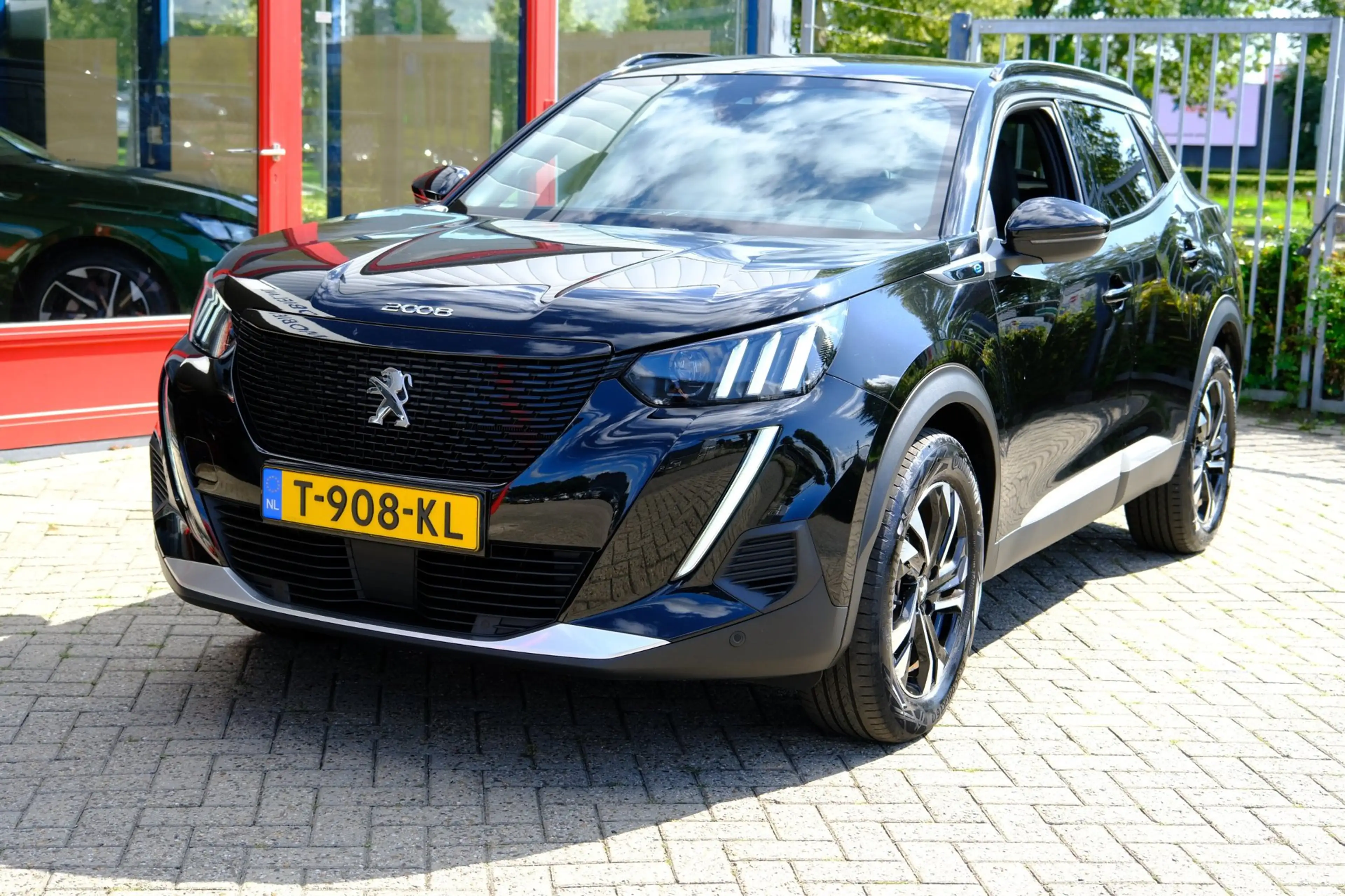 Peugeot e-2008 EV GT 50 kWh Aut. Navi|i-Cockpit|Half Leder|Cam|LM — photo 30
