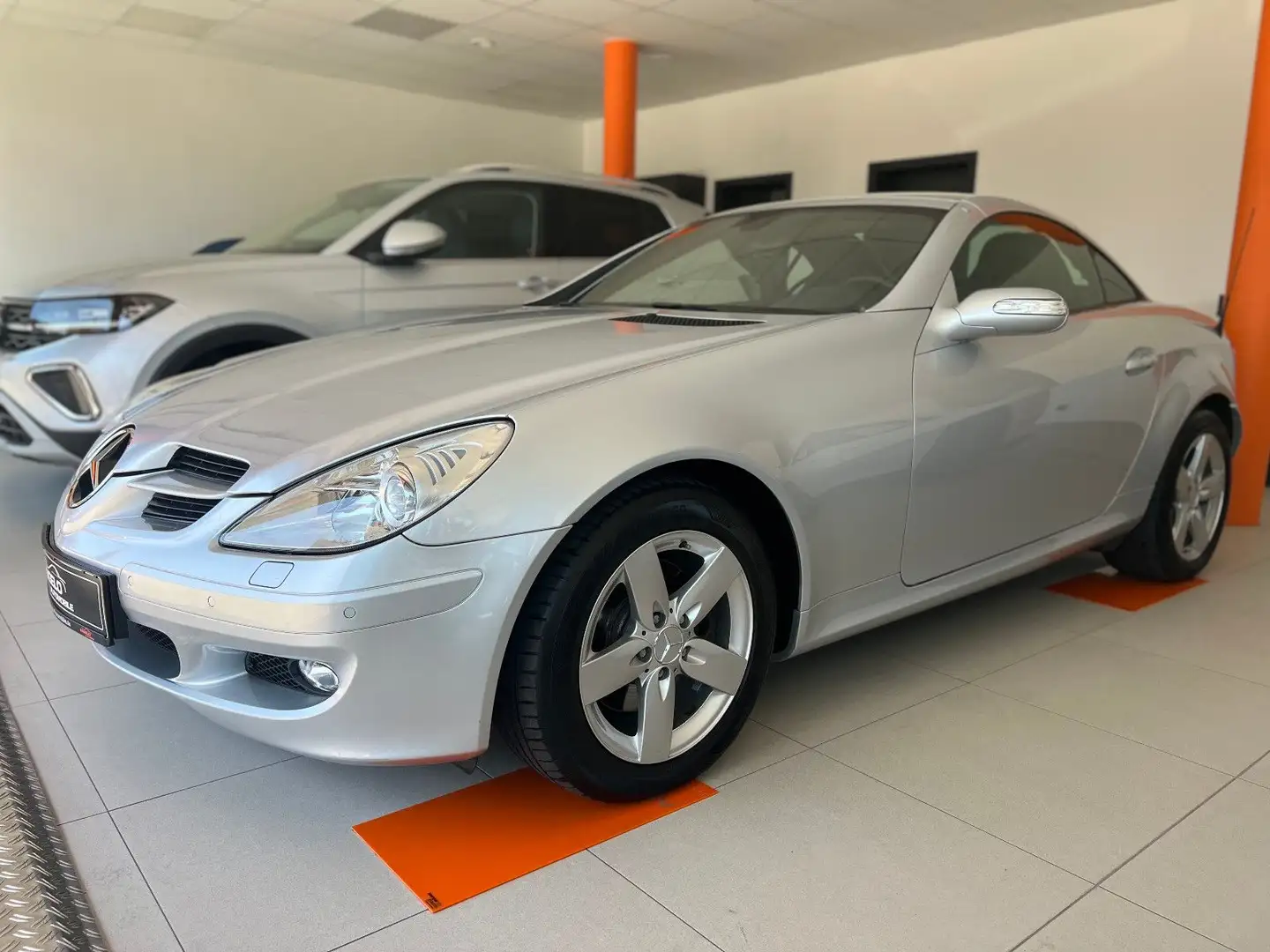 Mercedes-Benz SLK 280 Roadster* 1 Hand* Navi*Leder*SH*Xenon* Argent - 1