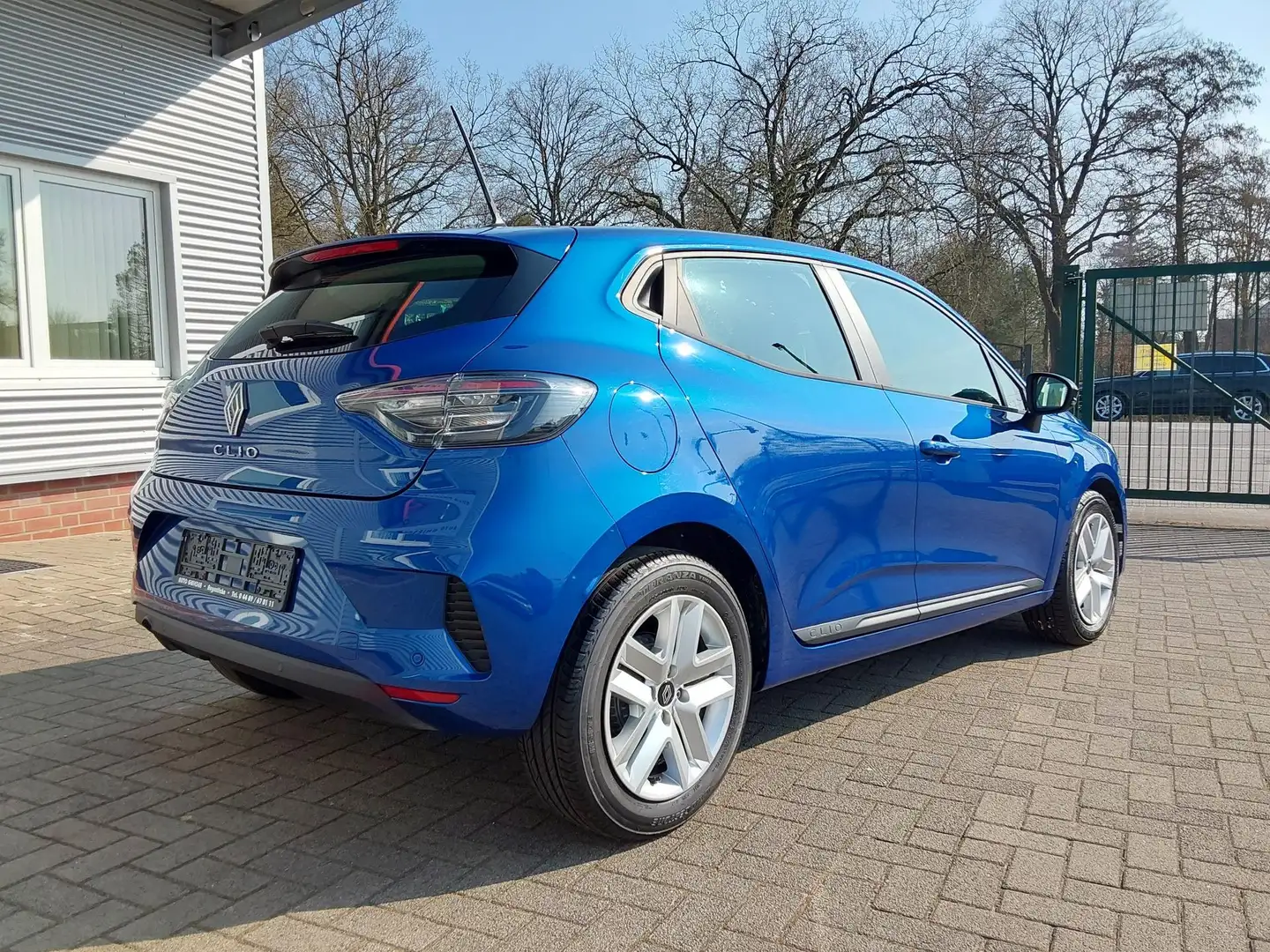 Renault Clio 1.0 TCe 90 CVT Evolution APP/LED/PDC 67 kW (91 ... Blau - 2