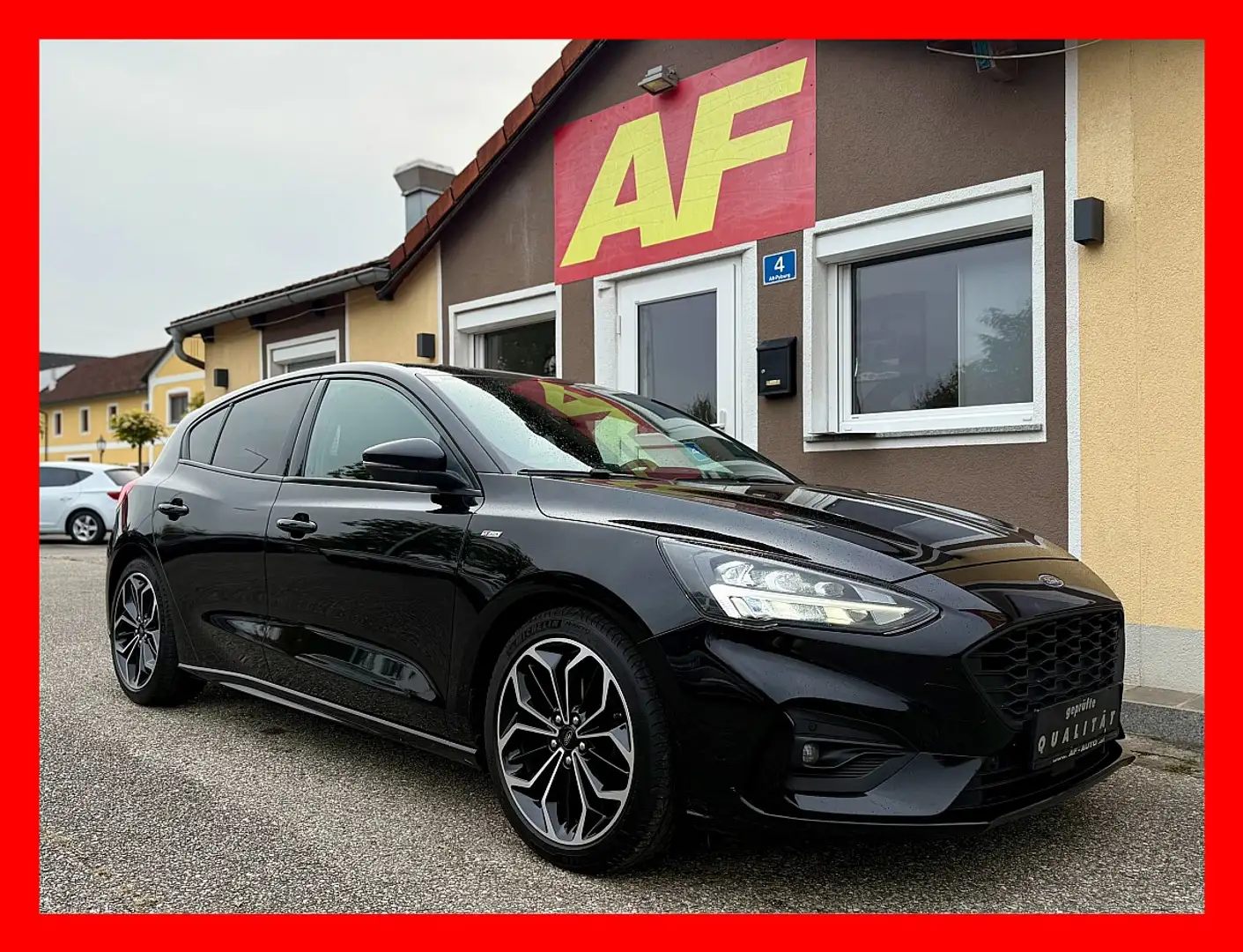 Ford Focus 1,5 EcoBlue ST-Line Schwarz - 1
