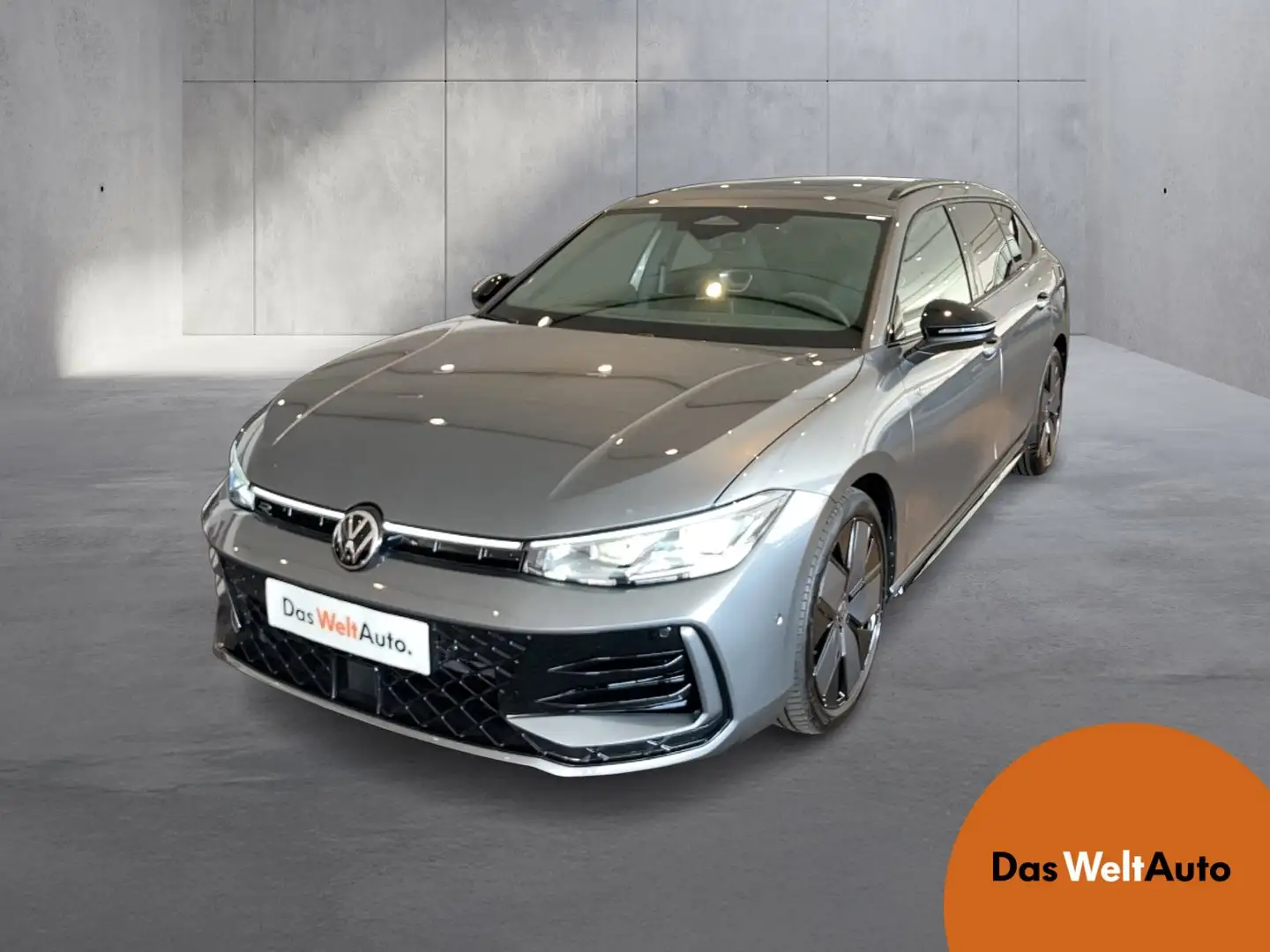 Volkswagen Passat Variant Sport eTSI DSG Grijs - 1