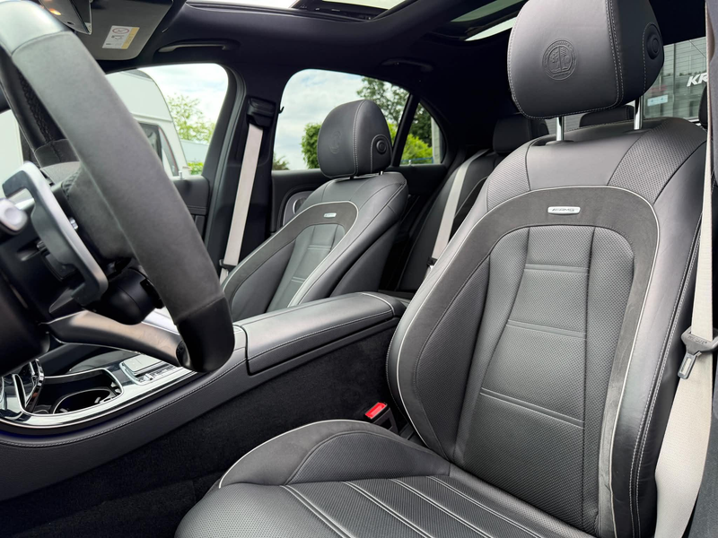 Mercedes-Benz E 63 AMG S 4MATIC+ PANO-HUD-360-MULTI BEAM — photo 2