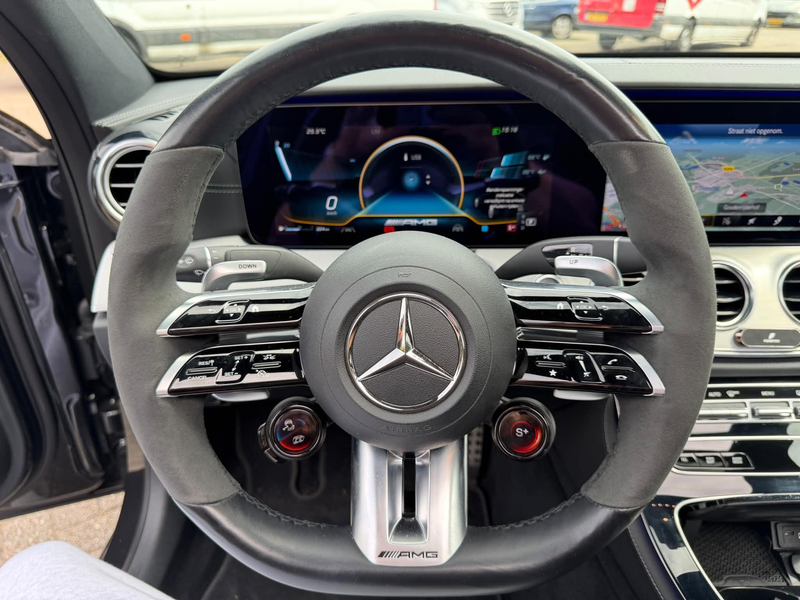 Mercedes-Benz E 63 AMG S 4MATIC+ PANO-HUD-360-MULTI BEAM — photo 9