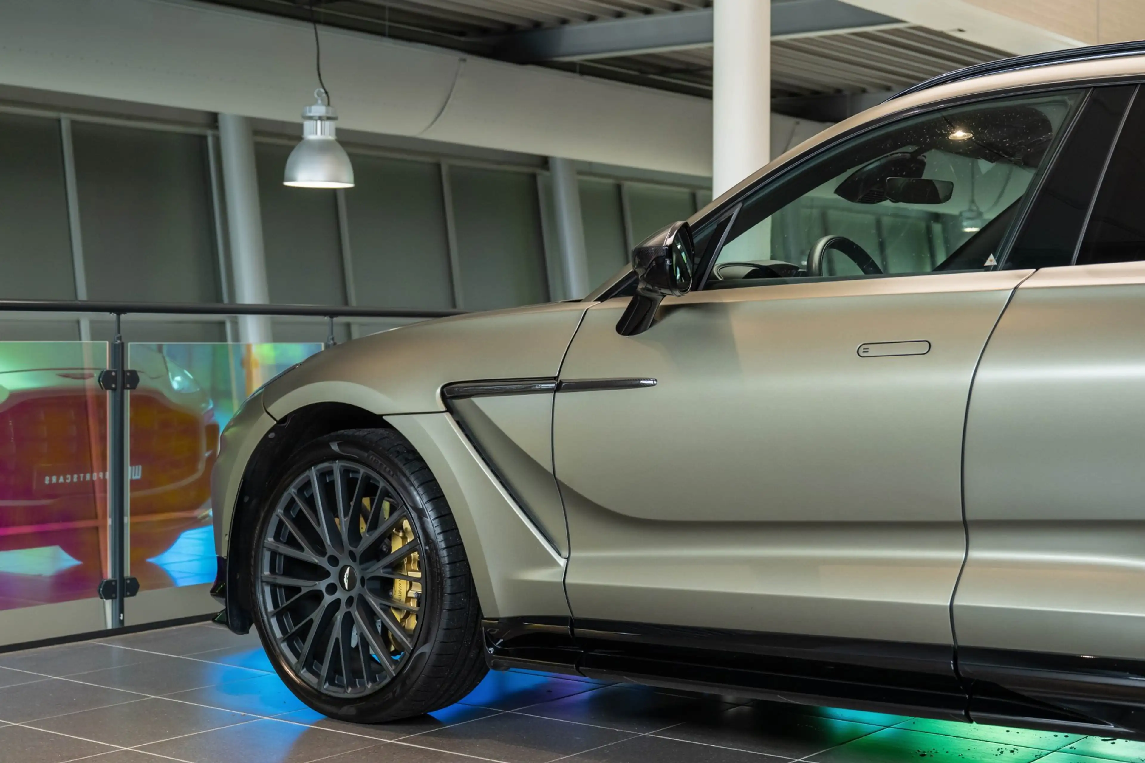 Aston Martin DBX 4.0 V8 707 — photo 15