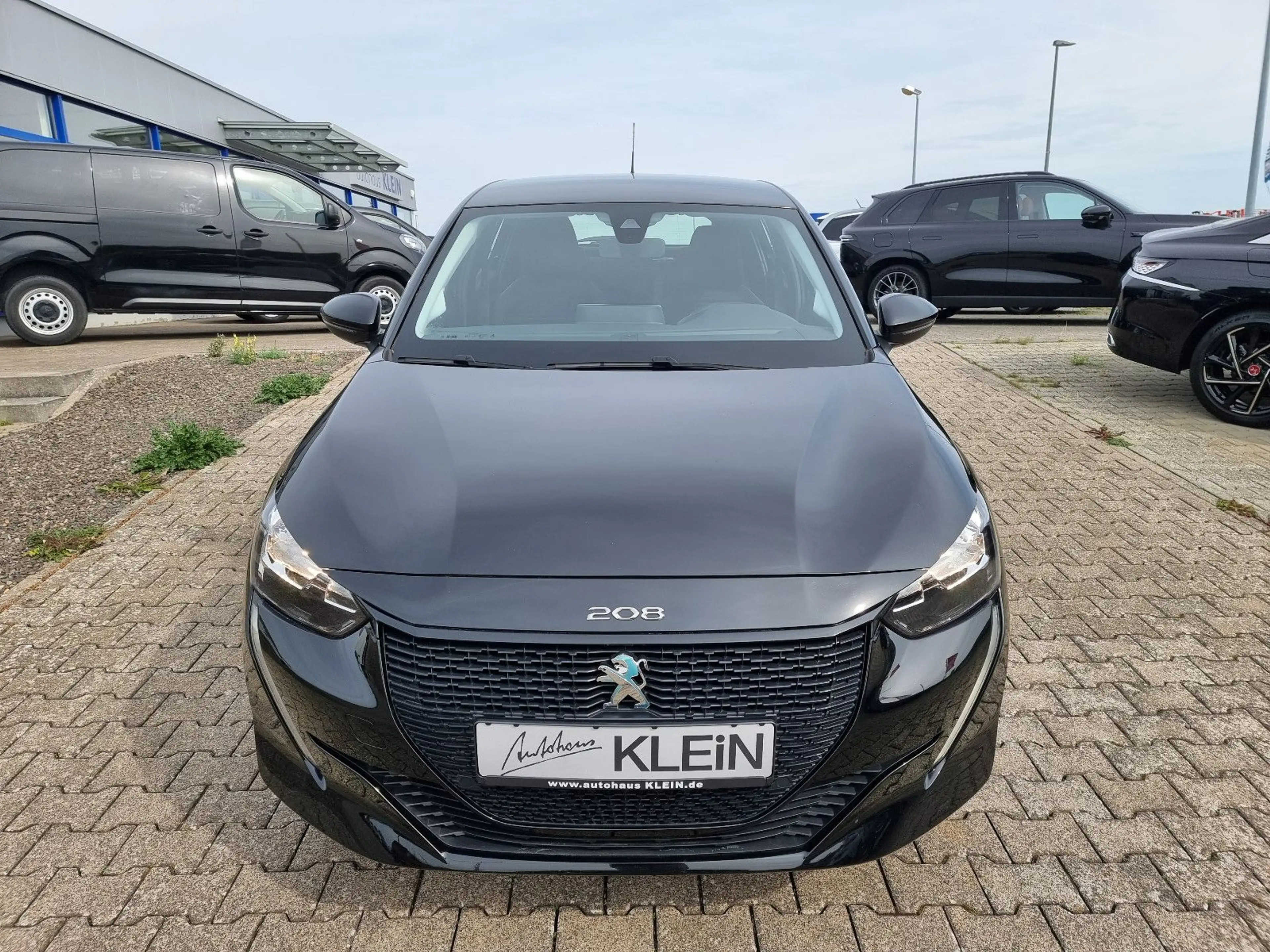 Peugeot e-208 Active *TEMPO*NAVI*CARPLAY*