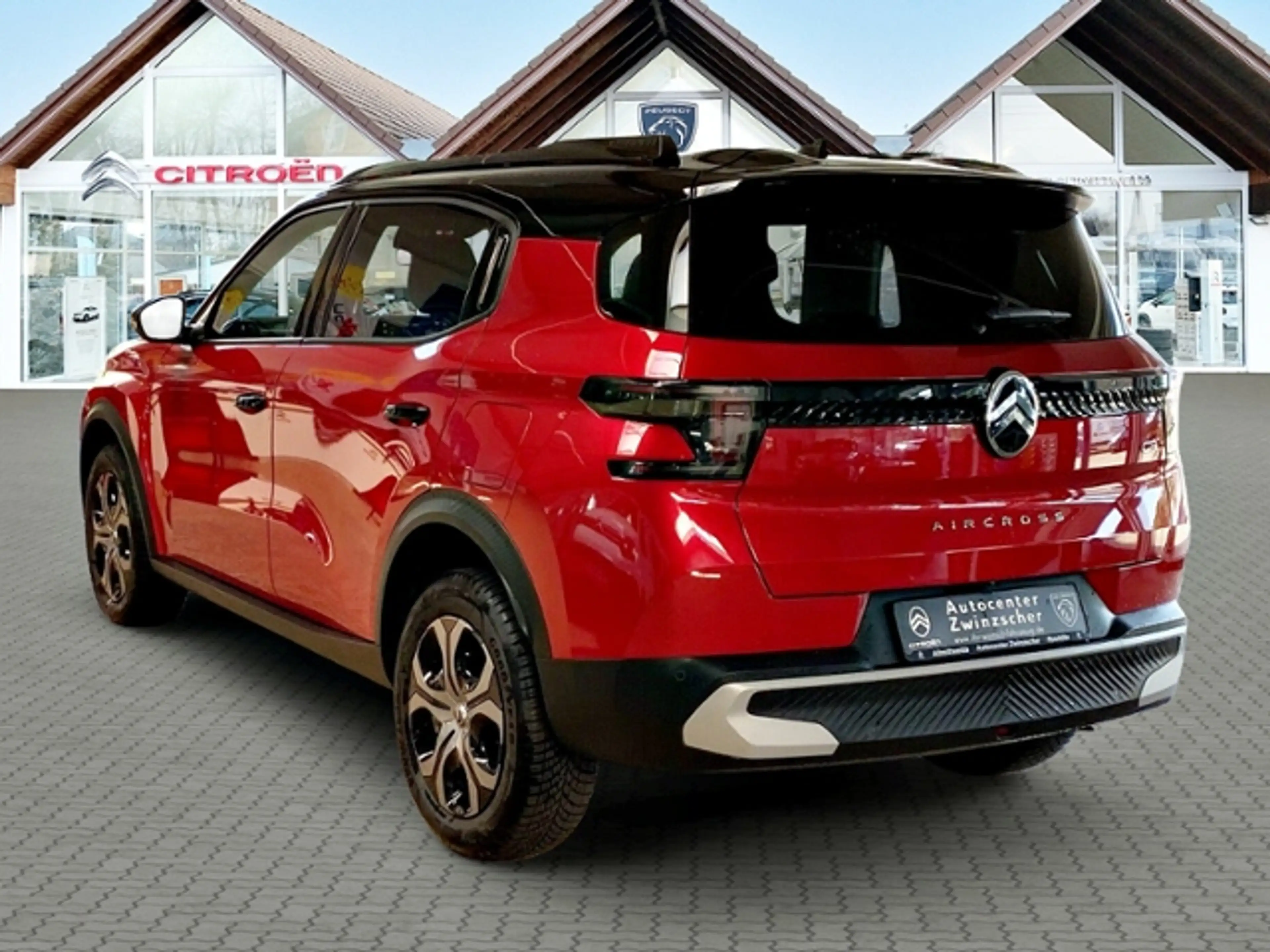 Citroen C3 Aircross Hybrid 145 PLUS — photo 2