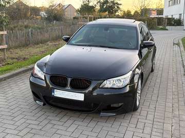 V8 4.4l 333ch look m5