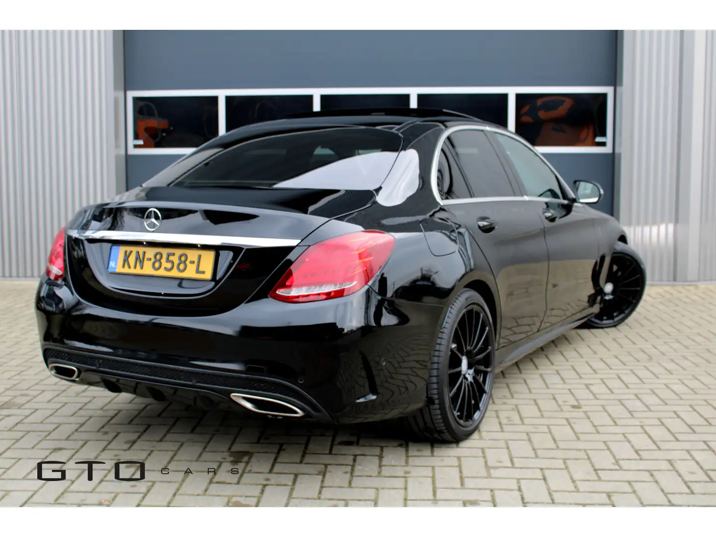 Mercedes-Benz C 250 Ambition Panoramadak / Leder / Camera / Stoelverwa Zwart - 2