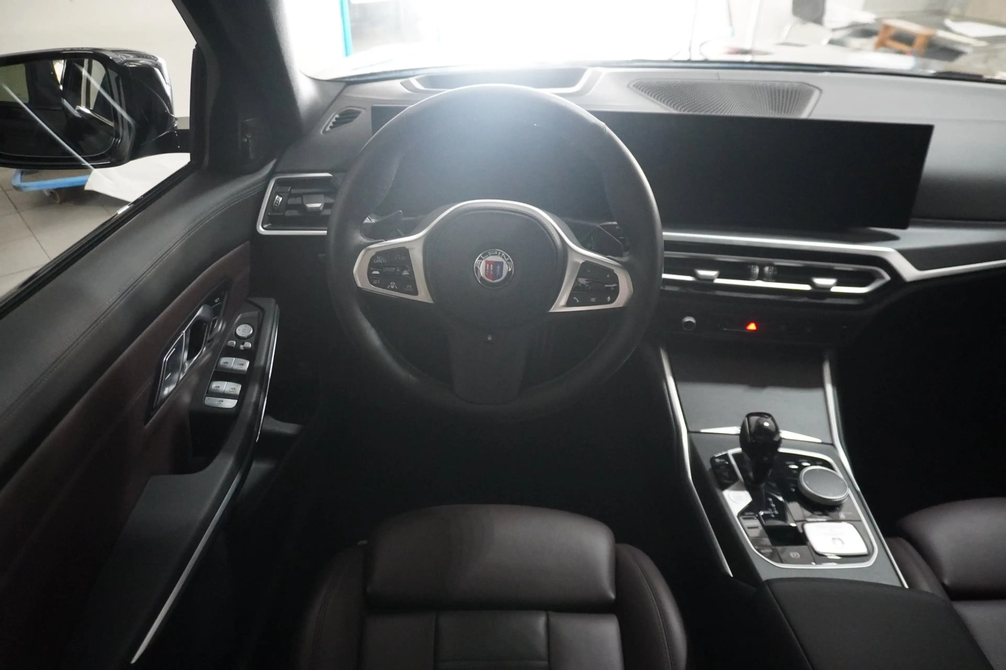 Alpina B3 Touring SWITCH-TRONIC — photo 12