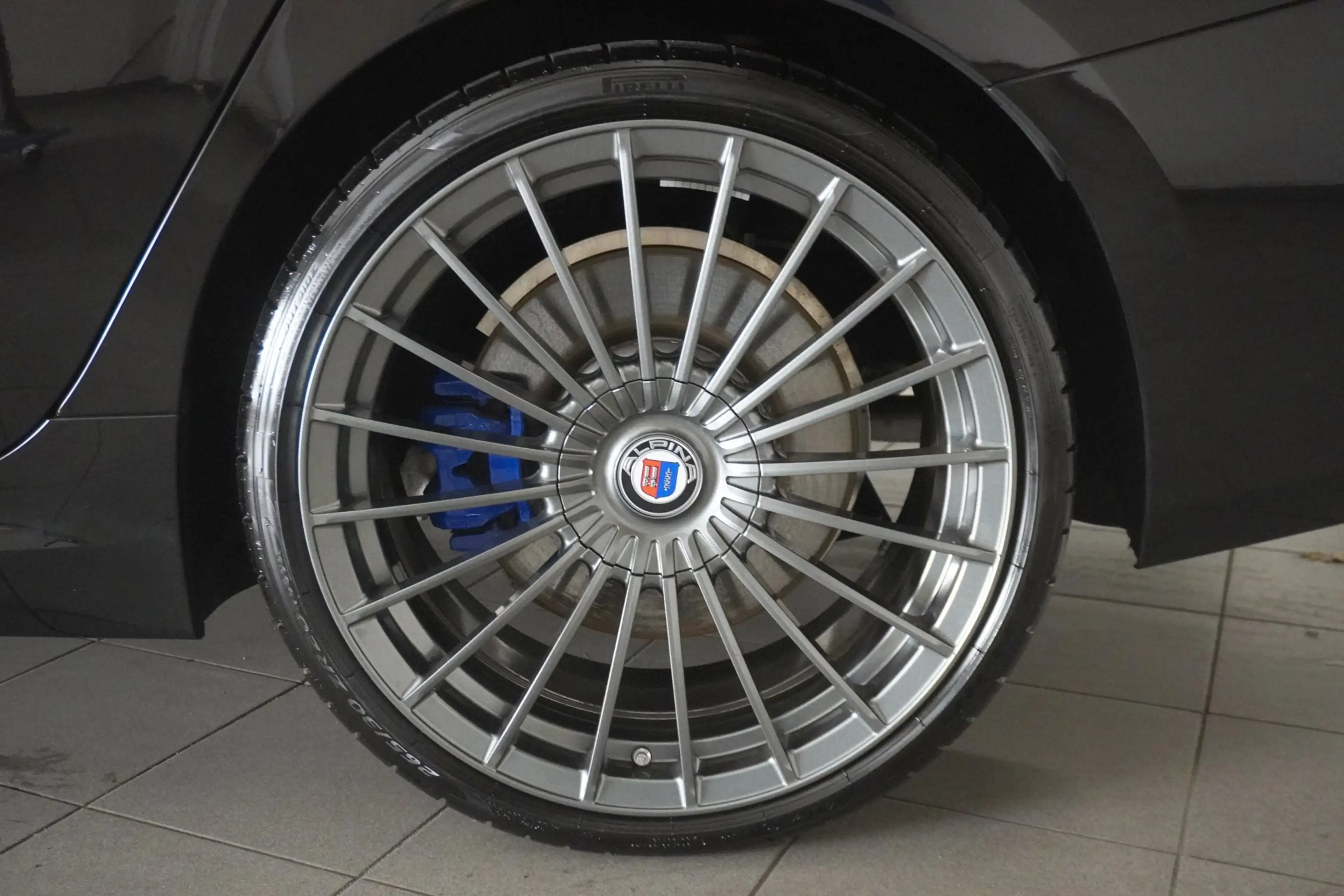 Alpina B3 Touring SWITCH-TRONIC — photo 5