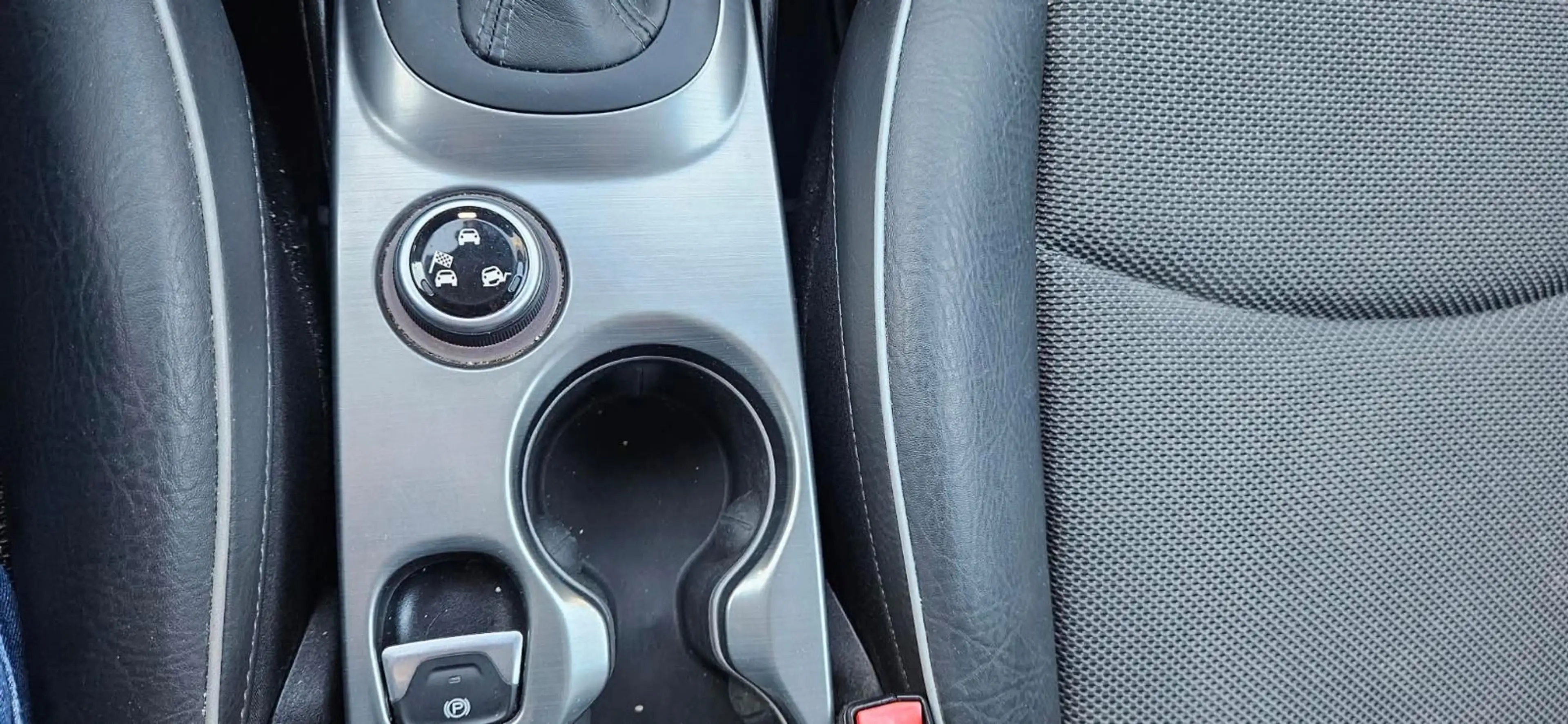 Fiat 500X Cross Plus — photo 15