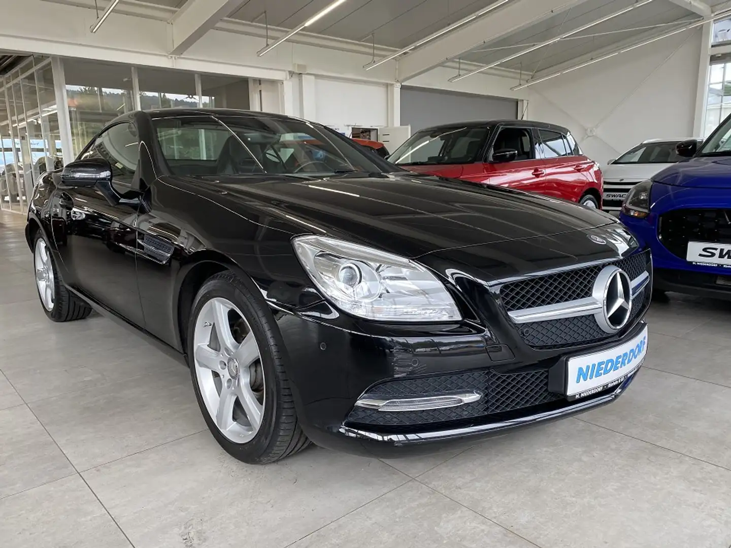 Mercedes-Benz SLK 200 PANORAMA LEDER Tempomat Noir - 1