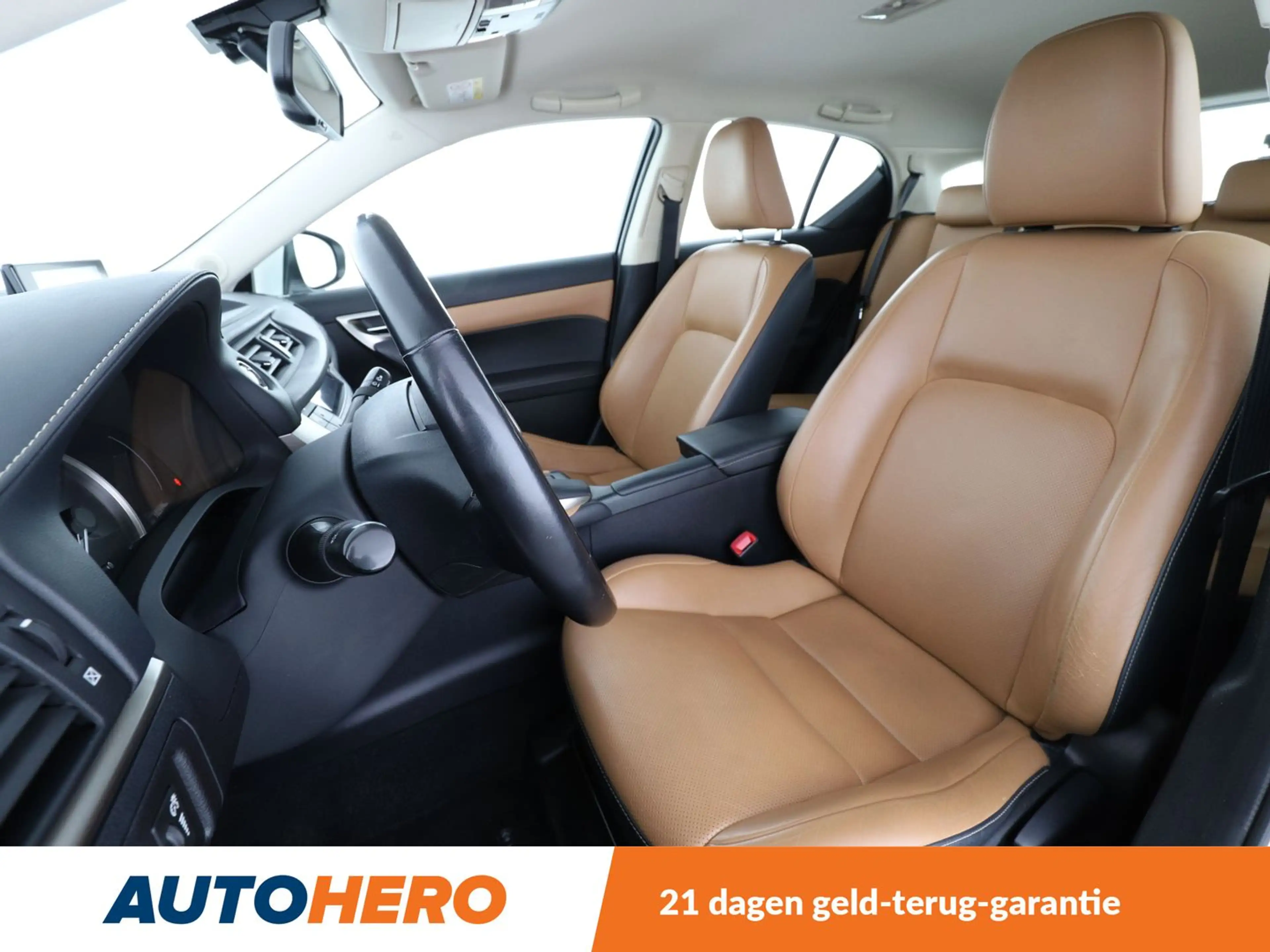 Lexus CT 200h CT 200h — photo 10