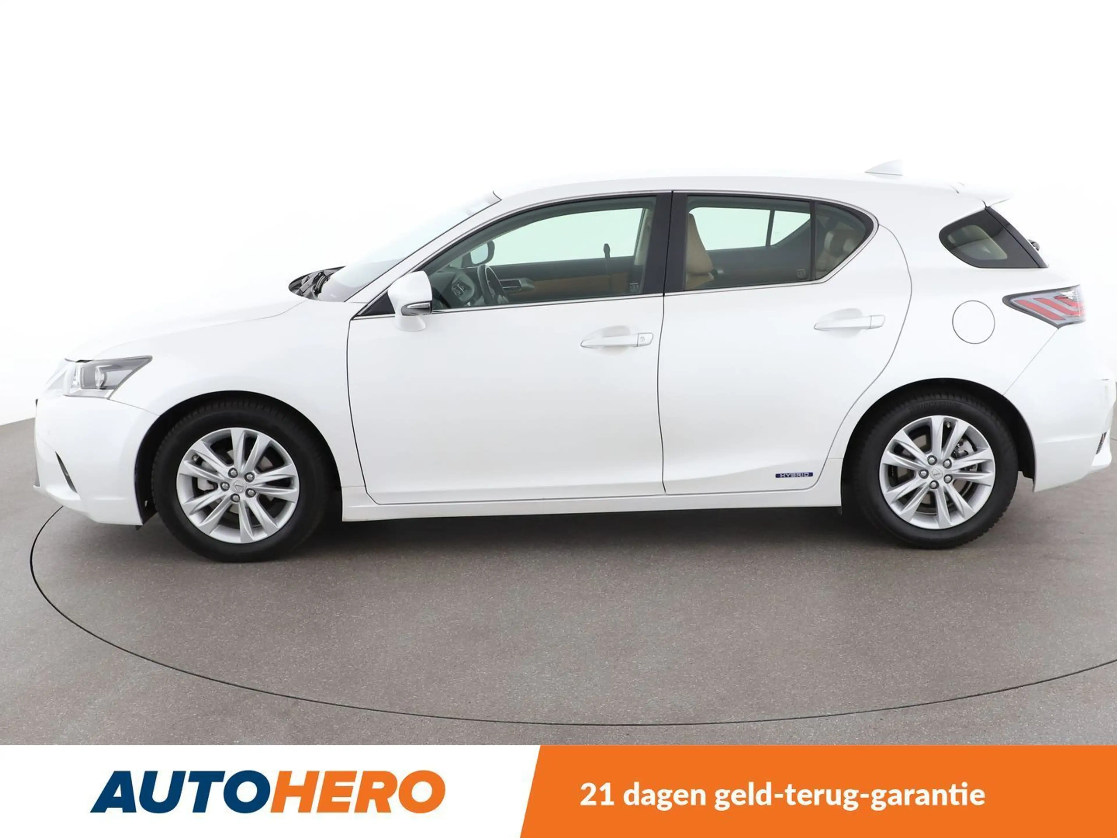 Lexus CT 200h CT 200h — photo 3