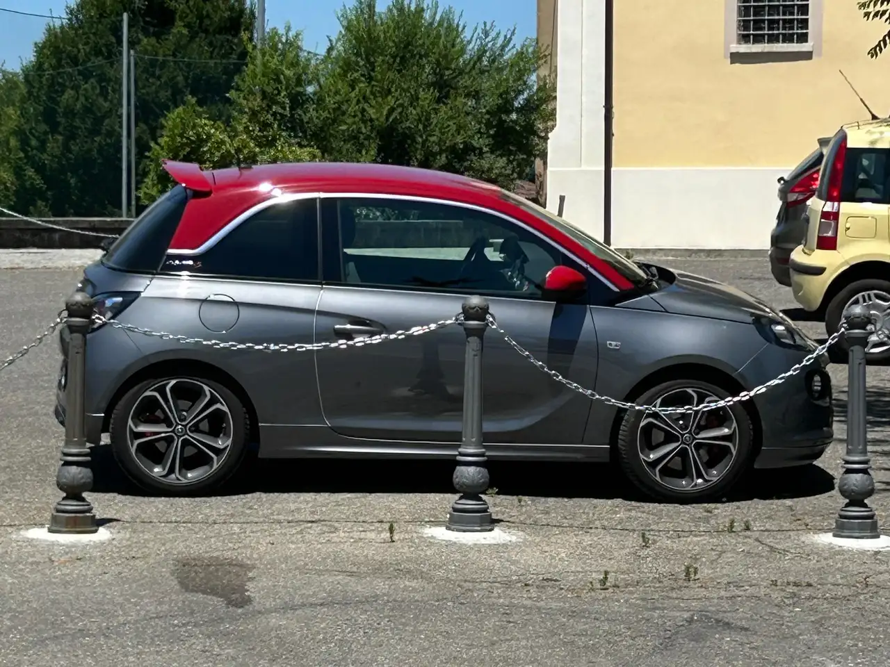 Opel Adam