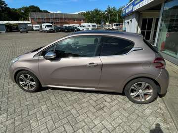 Bild 5 Peugeot 208 Allure