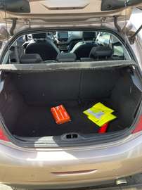 Bild 12 Peugeot 208 Allure