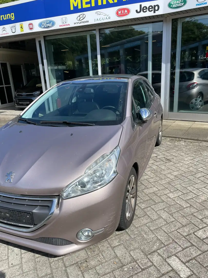 Peugeot 208 Allure Grau - 2