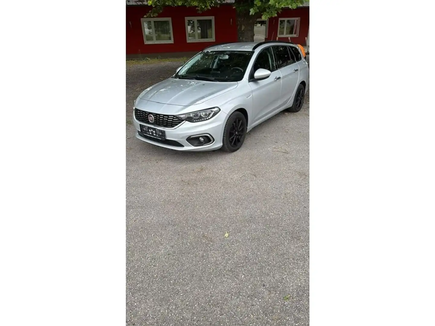 Fiat Tipo 1,3 MultiJet II 95 Start&Stop Lounge Grau - 1