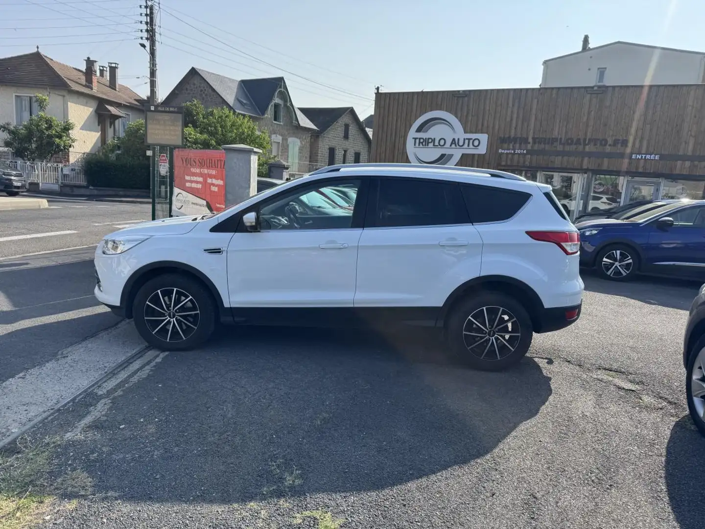 Ford Kuga 2.0 TDCi - 150 4x2 Trend clim + attelage Blanc - 2