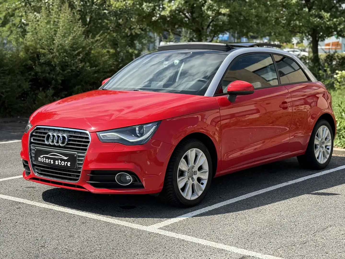 Audi A1 A1 1.2 TFSI//TOIT PANORAMIQUE//64000 KM Rojo - 2