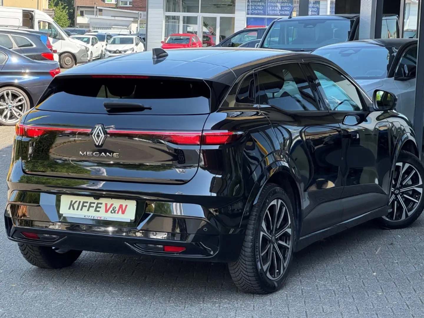 Renault Megane E-Tech  EV60 220HP SHz PDCvz Kamera Navi Schwarz - 2