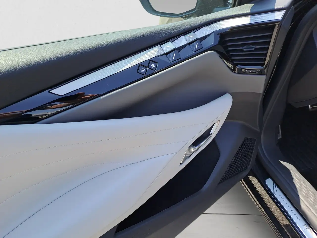 DS 4 BlueHDi 130 aut. Performance Line, миниатюра 16