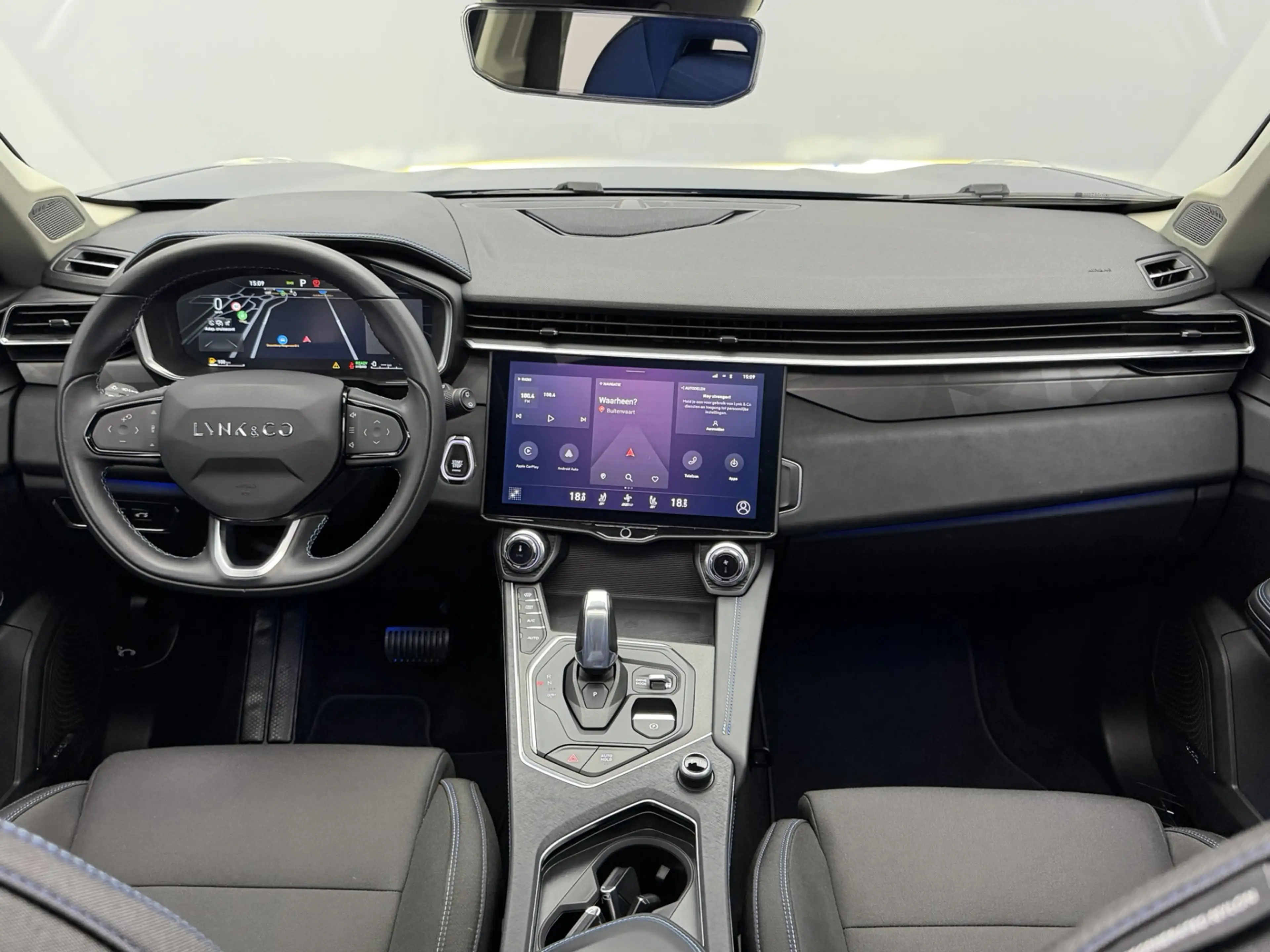 Lynk & Co 01 1.5 Plug-in Hybrid 262PK | Trekhaak | Origineel NL — photo 2