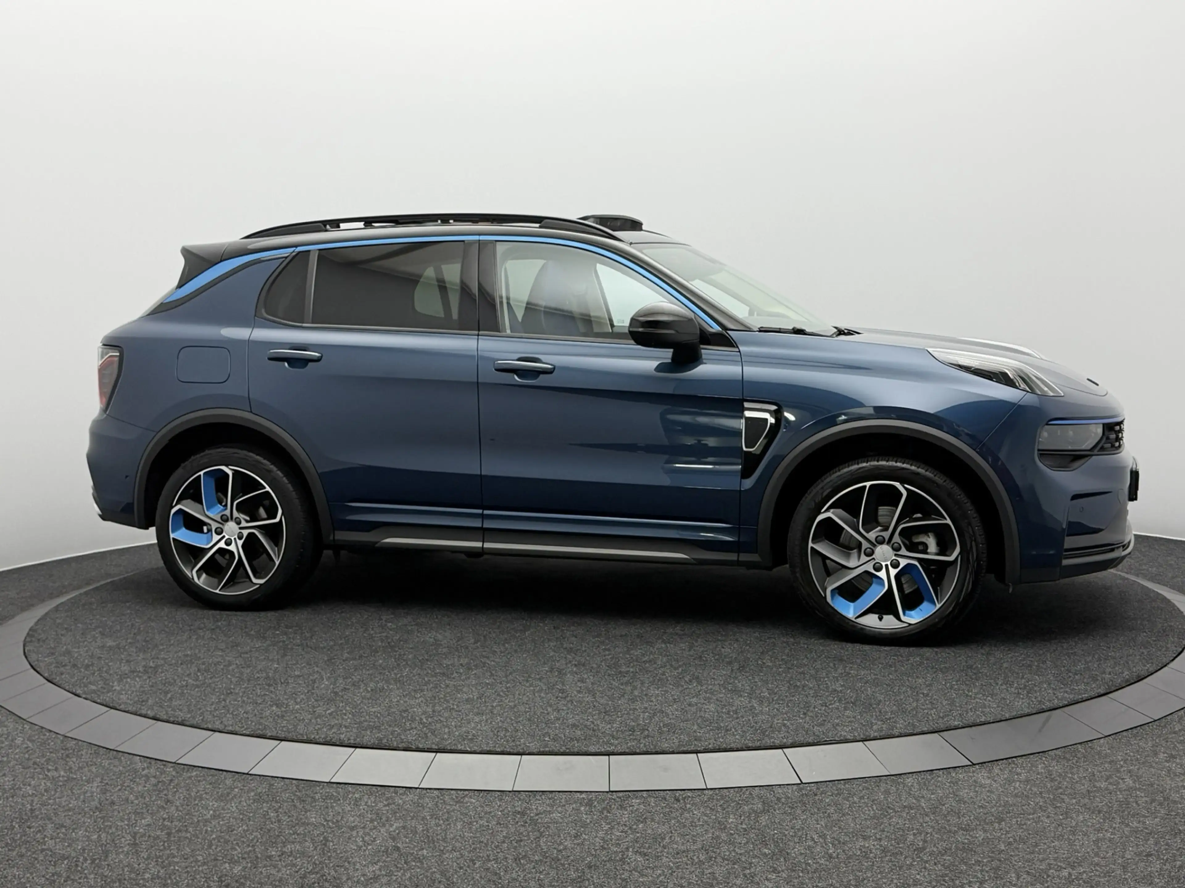 Lynk & Co 01 1.5 Plug-in Hybrid 262PK | Trekhaak | Origineel NL — photo 16