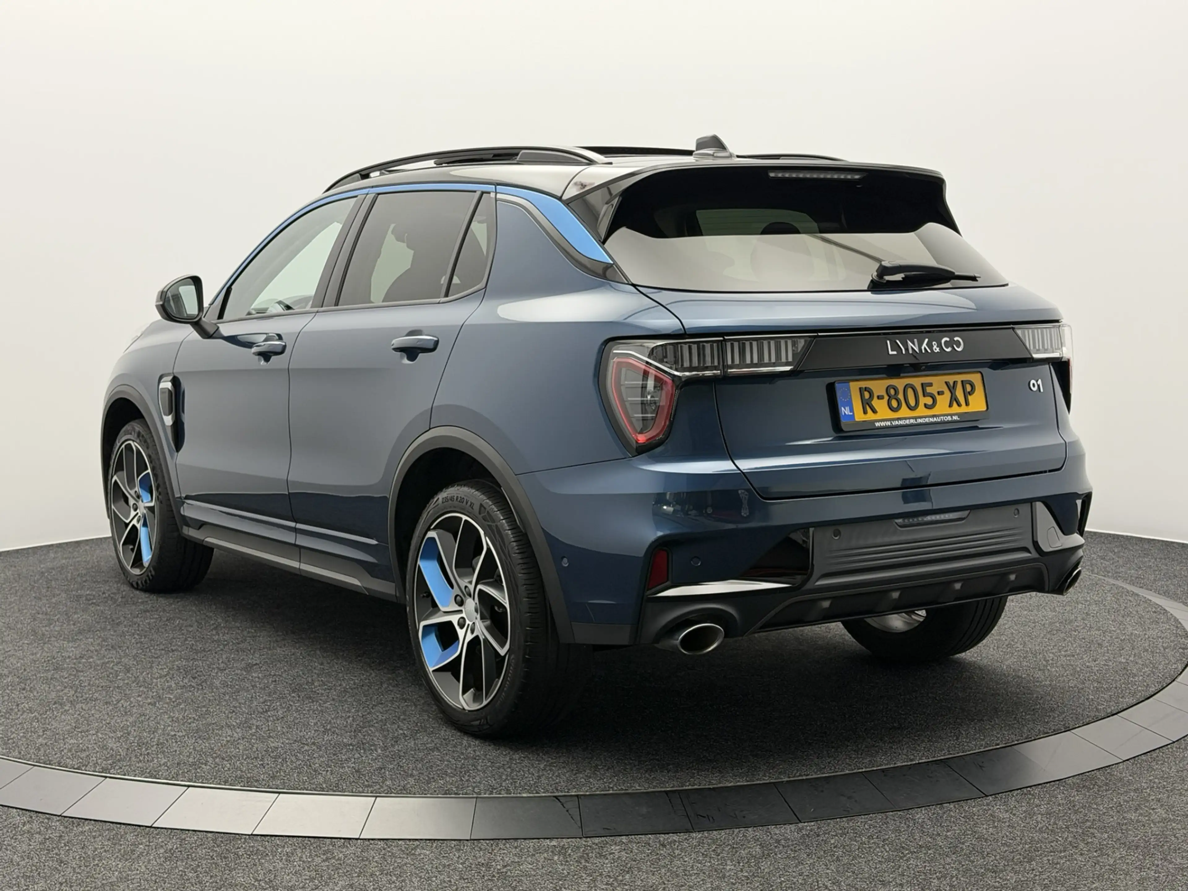 Lynk & Co 01 1.5 Plug-in Hybrid 262PK | Trekhaak | Origineel NL — photo 11
