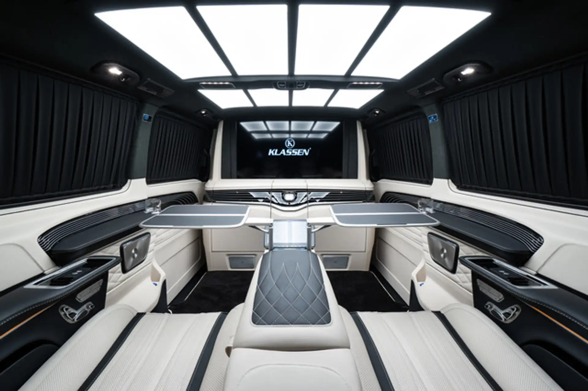 벤츠 V-Class V 300 2026 검정 사진 7