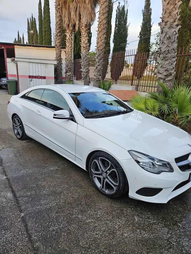 Mercedes-Benz E 220 Coupe d (bt) Premium E6 - 1